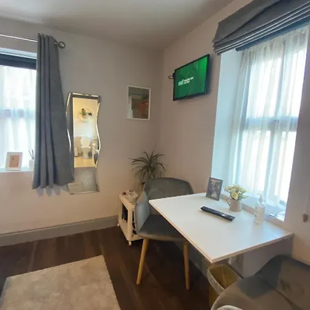 Pier House דינגל