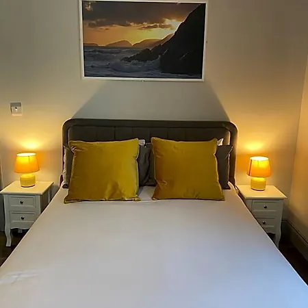 Pier House Lodge
