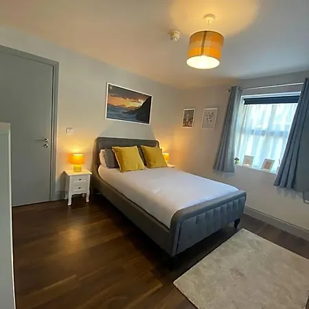 Lodge Pier House *