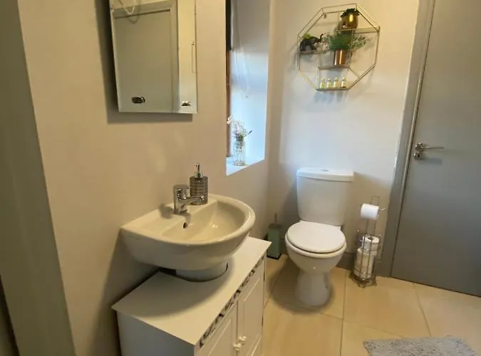 山林小屋 Pier House *